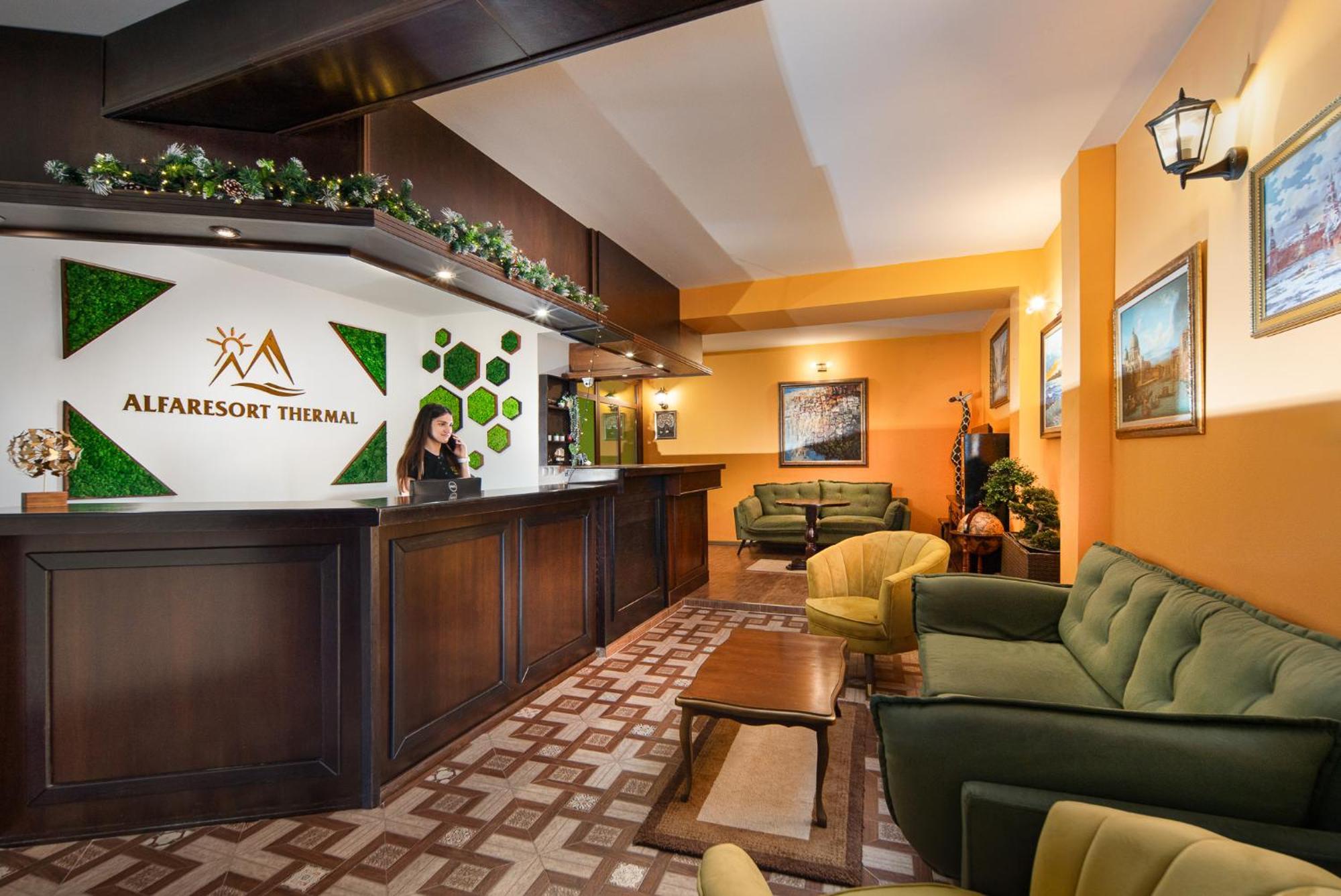 Hotel Alfaresort Thermal Chiflika Buitenkant foto